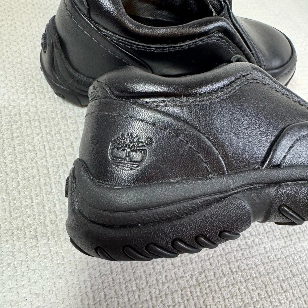 Timberland Black Dress Shoes Classic Slip-On, Baby size 6